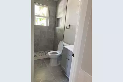 31 W Oakwood Street #1, Tarpon Springs, FL 34689 - Photo 14