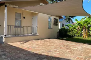 31 W Oakwood St, Tarpon Springs, FL 34689 - Photo 16