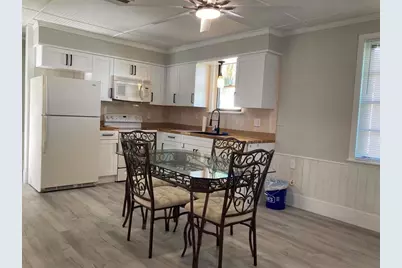 31 W Oakwood Street #2, Tarpon Springs, FL 34689 - Photo 4