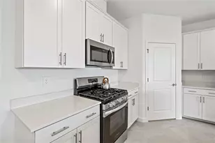 15004 Misty Water Xing, Lakewood Ranch, FL 34211 - Photo 12