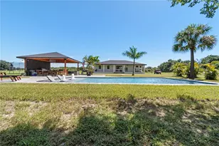 1810 37th St E, Palmetto, FL 34221 - Photo 8