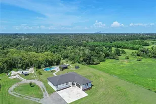 1810 37th Street E, Palmetto, FL 34221 - Photo 1