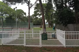 2650 Coconut Bay Ln Ln, Sarasota, FL 34237 - Photo 20