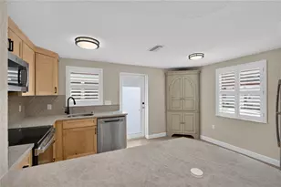 6154 Midnight Pass Rd, Sarasota, FL 34242 - Photo 8