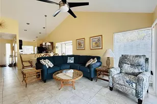 5256 Myrtlewood Rd, Sarasota, FL 34235 - Photo 8