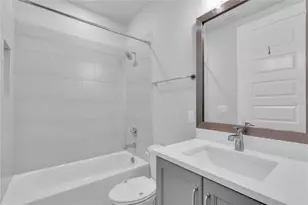 506 Laurel Pk Dr, Sarasota, FL 34236 - Photo 14