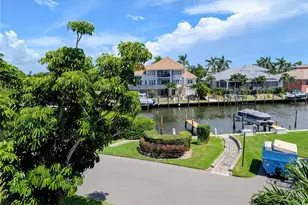 3850 Mariners Walk, Cortez, FL 34215 - Photo 18