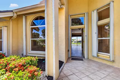 5410 61st St E, Bradenton, FL 34203 - Photo 4