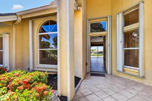 5410 61st St E, Bradenton, FL 34203 - Photo 4
