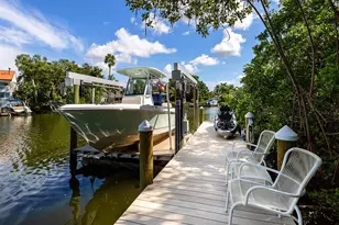 1621 Bay Point Ct, Sarasota, FL 34236 - Photo 8