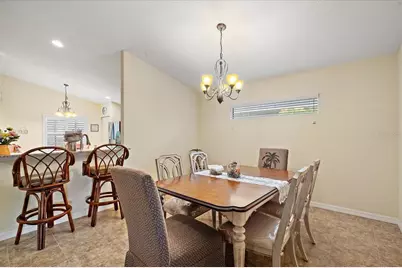 7219 34th Street E, Sarasota, FL 34243 - Photo 10