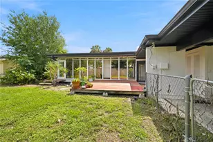 6332 Pauline Ave, Sarasota, FL 34231 - Photo 22