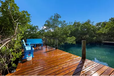 125 Crescent Drive, Anna Maria, FL 34216 - Photo 30