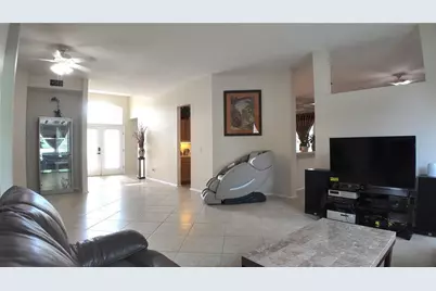 207 39th Street E, Bradenton, FL 34208 - Photo 6