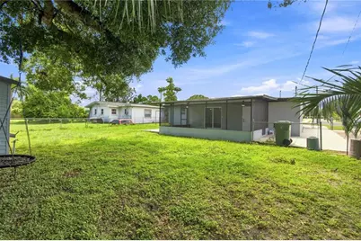 3102 19th Avenue W, Bradenton, FL 34205 - Photo 46