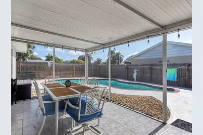 6733 Pennsylvania Avenue, Sarasota, FL 34243 - Photo 18