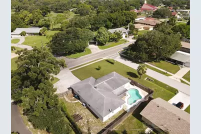 6733 Pennsylvania Avenue, Sarasota, FL 34243 - Photo 24