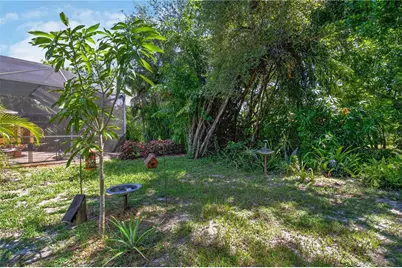 4825 Huntleigh Drive, Sarasota, FL 34233 - Photo 32