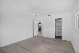 4825 Huntleigh Dr, Sarasota, FL 34233 - Photo 24