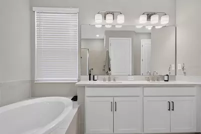 9284 Tequila Sunrise Drive, Sarasota, FL 34241 - Photo 24