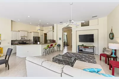 8003 Spring Marsh Drive, Bradenton, FL 34201 - Photo 10