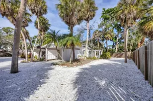 445 Reid St, Sarasota, FL 34242 - Photo 52
