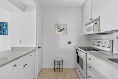 1212 Ben Franklin Drive #1205, Sarasota, FL 34236 - Photo 14