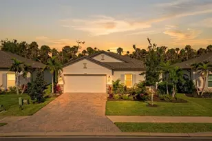 5540 Patano Loop, Palmetto, FL 34221 - Photo 1