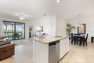 16904 Vardon Ter, Lakewood Ranch, FL 34211 - Photo 10
