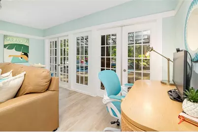 6343 Hollywood Boulevard, Sarasota, FL 34231 - Photo 10
