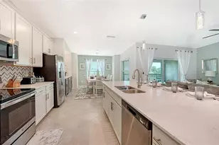 12550 Galapagos Ct, Venice, FL 34293 - Photo 14