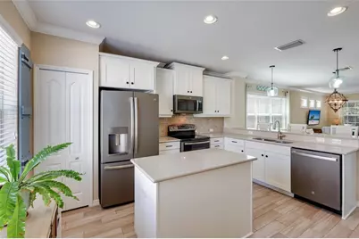 12566 Shimmering Oak Circle, Venice, FL 34293 - Photo 12