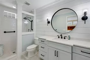 12566 Shimmering Oak Cir, Venice, FL 34293 - Photo 24