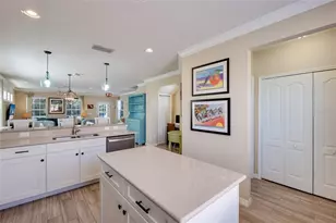 12566 Shimmering Oak Cir, Venice, FL 34293 - Photo 14