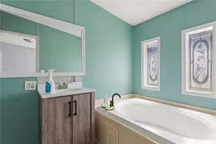 24027 NW 183rd Ave, High Springs, FL 32643 - Photo 4