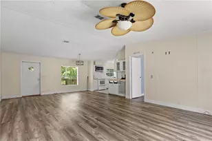 24027 NW 183rd Ave, High Springs, FL 32643 - Photo 6