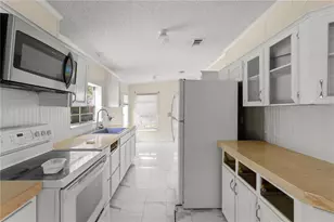 24027 NW 183rd Ave, High Springs, FL 32643 - Photo 8