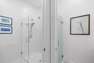 5735 Ferrara Dr, Sarasota, FL 34238 - Photo 24