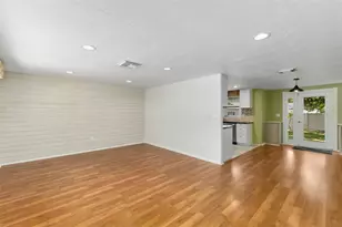 2702 Grand Cayman St, Sarasota, FL 34231 - Photo 6