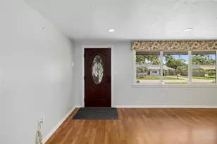 2702 Grand Cayman St, Sarasota, FL 34231 - Photo 4