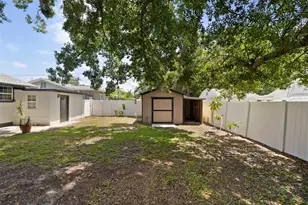 2702 Grand Cayman St, Sarasota, FL 34231 - Photo 36