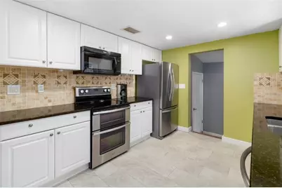 2702 Grand Cayman Street, Sarasota, FL 34231 - Photo 12