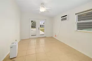 2702 Grand Cayman St, Sarasota, FL 34231 - Photo 20