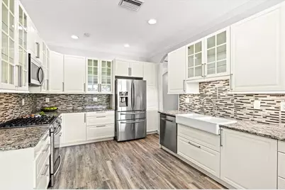 1731 Old Summerwood Boulevard, Sarasota, FL 34232 - Photo 32