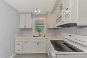 1858 Boyce, Sarasota, FL 34239 - Photo 14