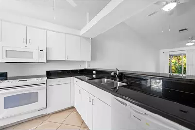 630 N Jefferson Avenue #19, Sarasota, FL 34237 - Photo 12