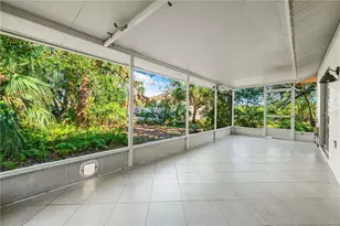 630 N Jefferson Ave, Sarasota, FL 34237 - Photo 22