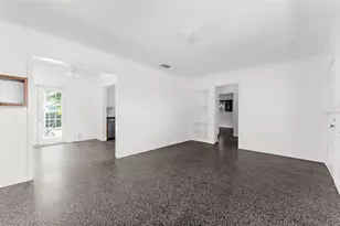 2488 Davis Blvd, Sarasota, FL 34237 - Photo 10