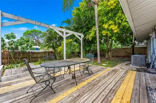 2488 Davis Blvd, Sarasota, FL 34237 - Photo 30