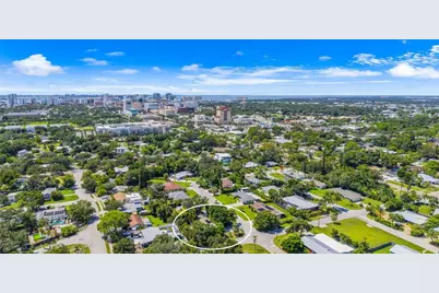 2488 Davis Boulevard, Sarasota, FL 34237 - Photo 1